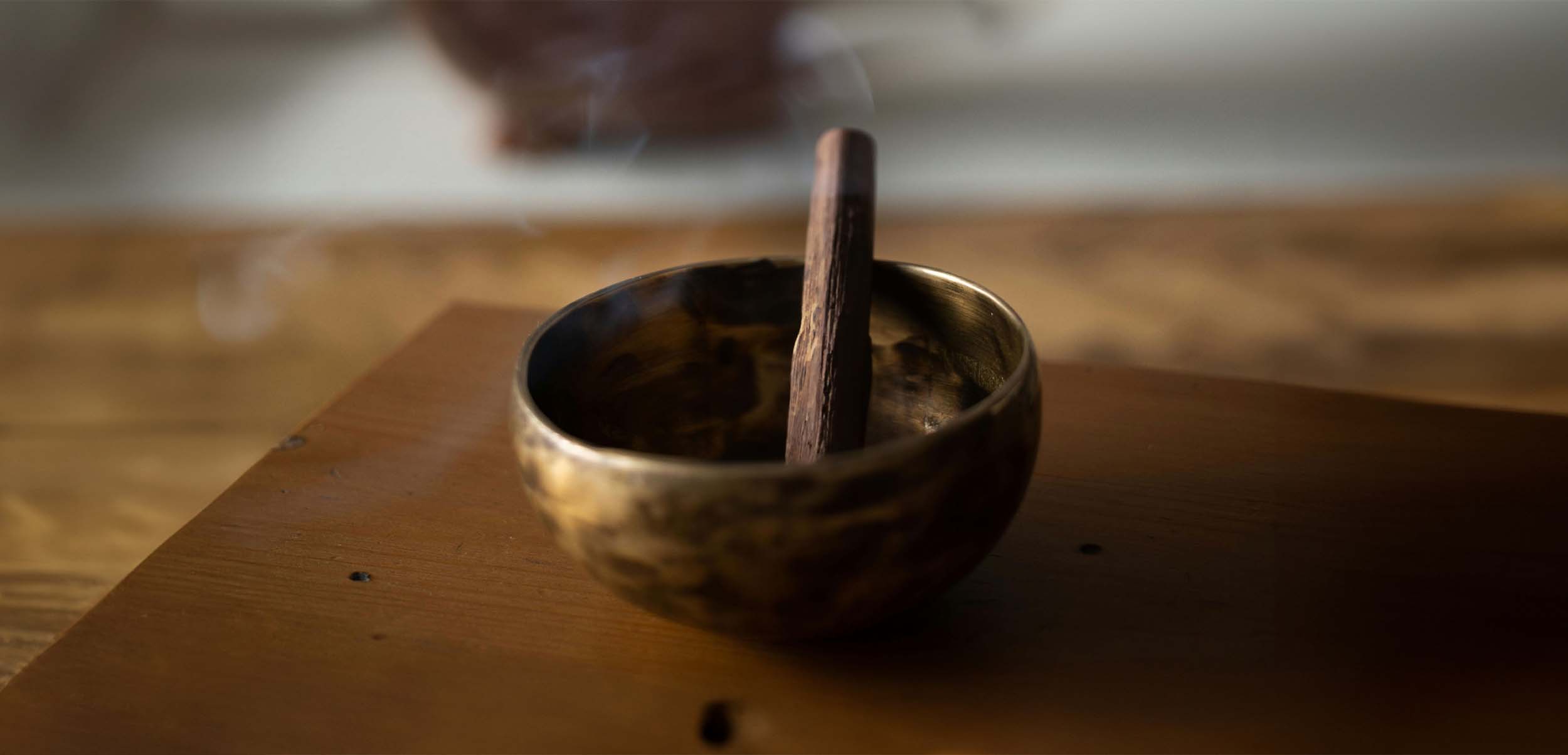 AMNIENS 6 Reasons to incorporate sandalwood into your wellness routine article