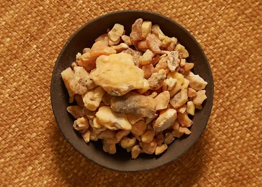 AMNIENS calming scented oil Nebbia all'alba Benzoin