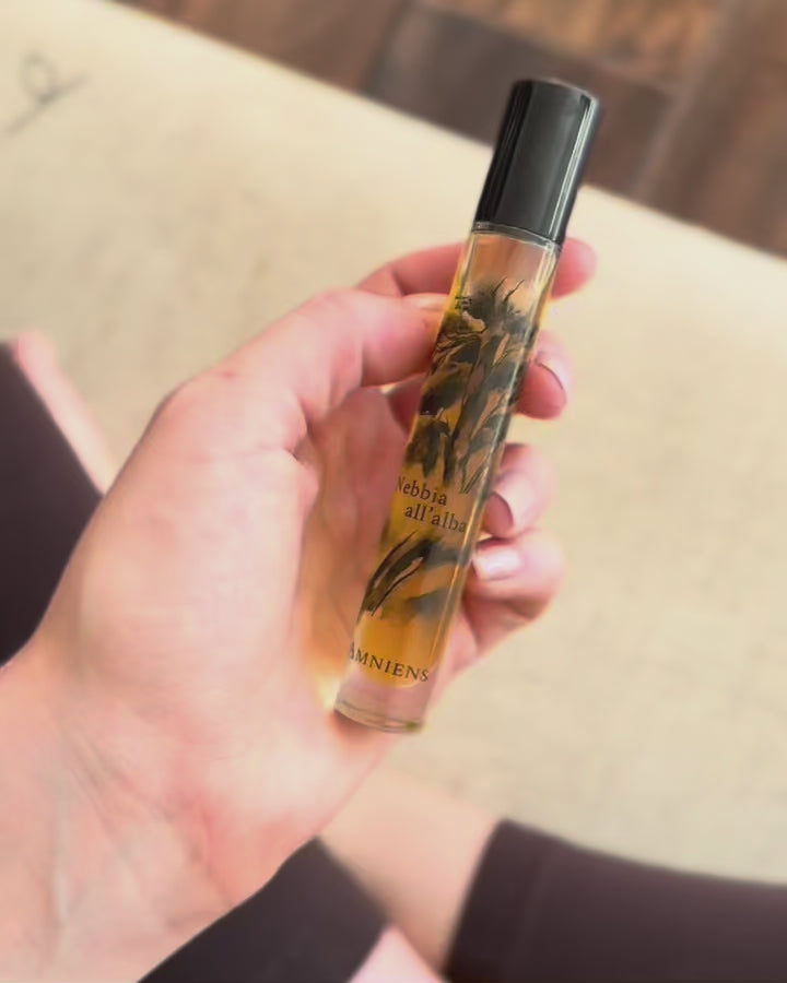 Article du journal AMNIENS sur Découvrez le Pouvoir des Parfums Anti-Stress